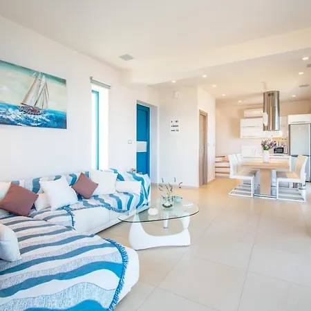 Thalassa - Deja Vu Villa